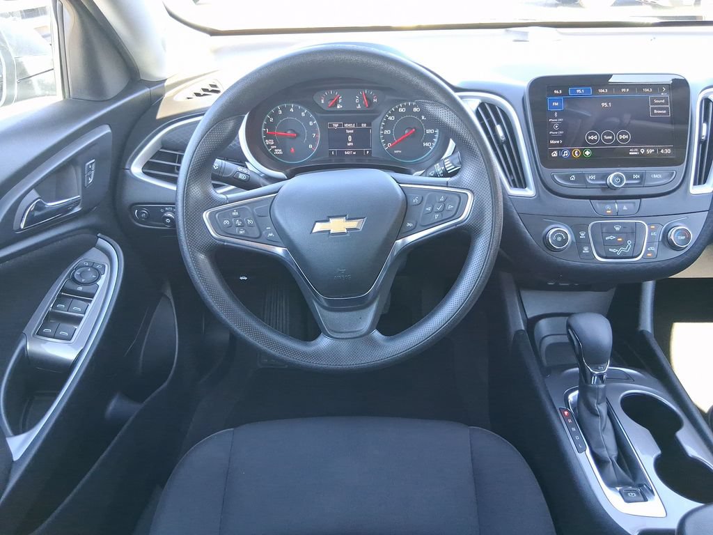 Used 2024 Chevrolet Malibu LS FWD image 13