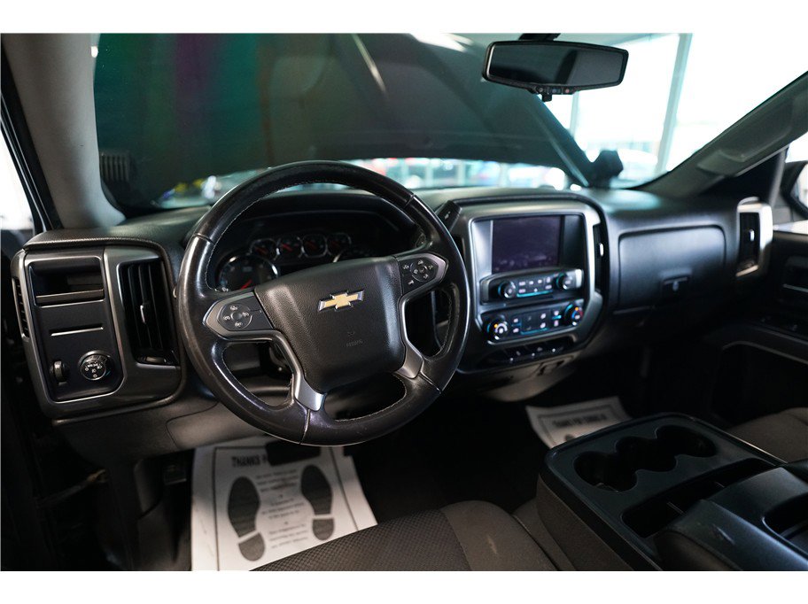 Used 2018 Chevrolet Silverado 1500 LT w/ LT Convenience Package image 12
