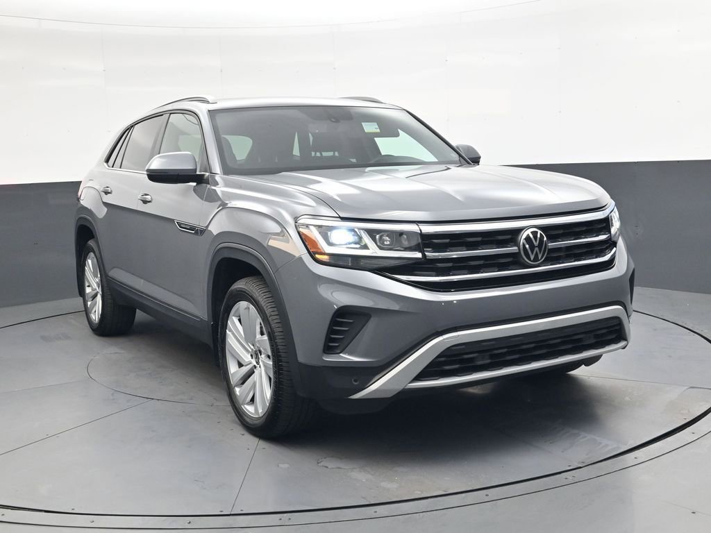 Used 2022 Volkswagen Atlas Cross Sport SE w/ Panoramic Sunroof Package
