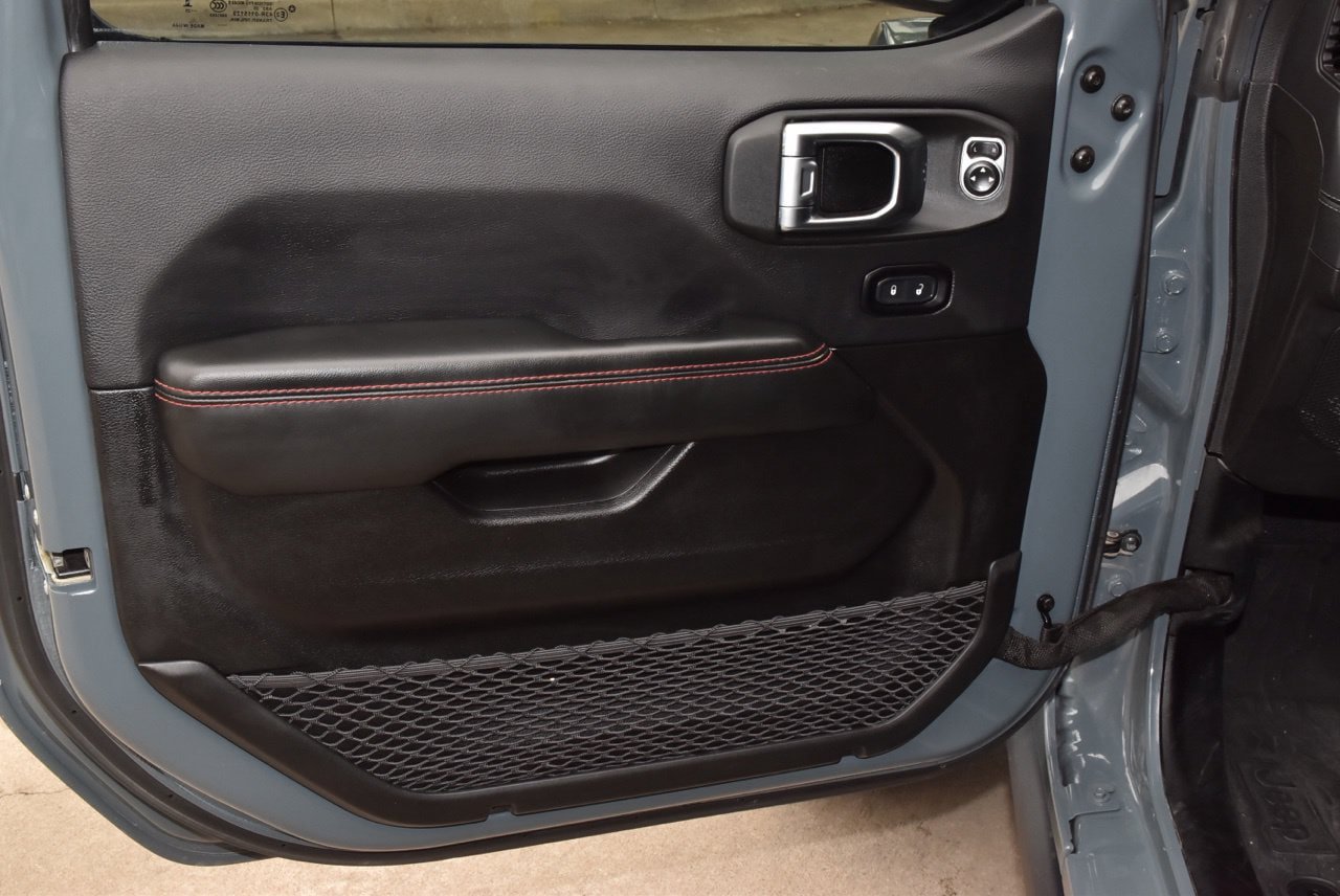 Used 2025 Jeep Gladiator Rubicon w/ Convenience Group AWD/4WD image 34