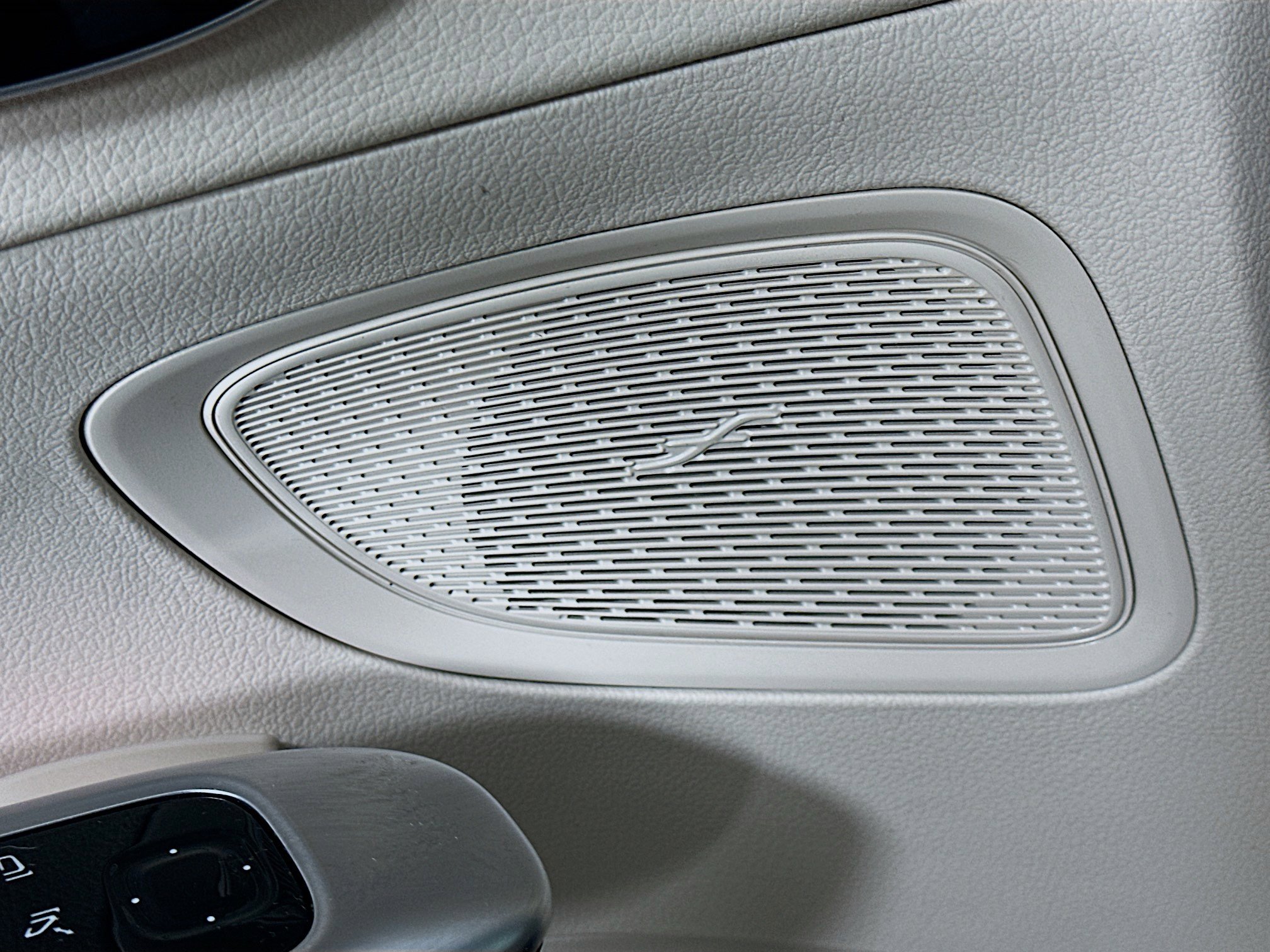 Certified 2023 Mercedes-Benz C 300 4MATIC Sedan image 23