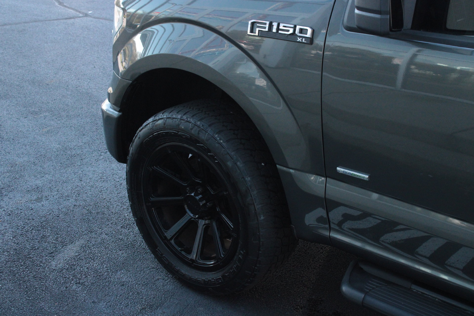 Used 2016 Ford F150 XL w/ Equipment Group 101A Mid AWD/4WD image 11