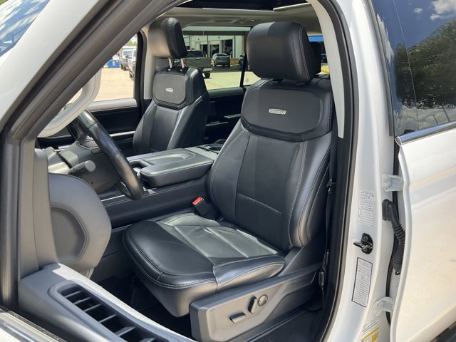 Certified 2025 Ford Expedition Max Platinum AWD/4WD image 8