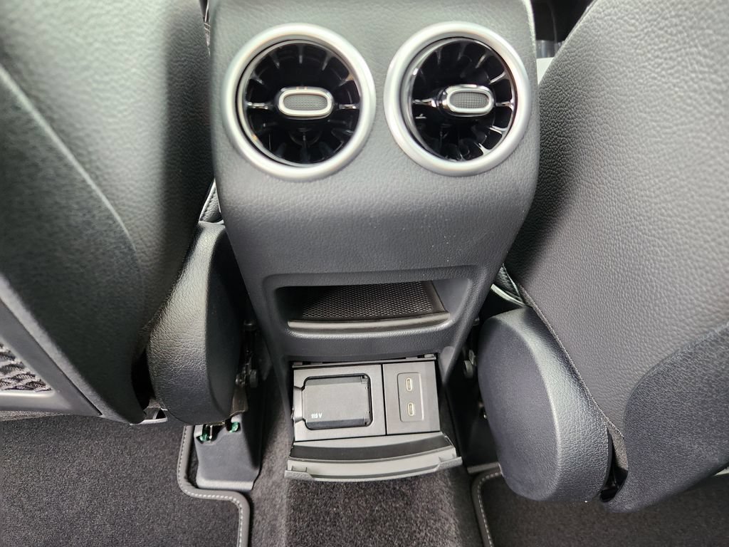 New 2026 Mercedes-Benz GLB 250 4MATIC image 12