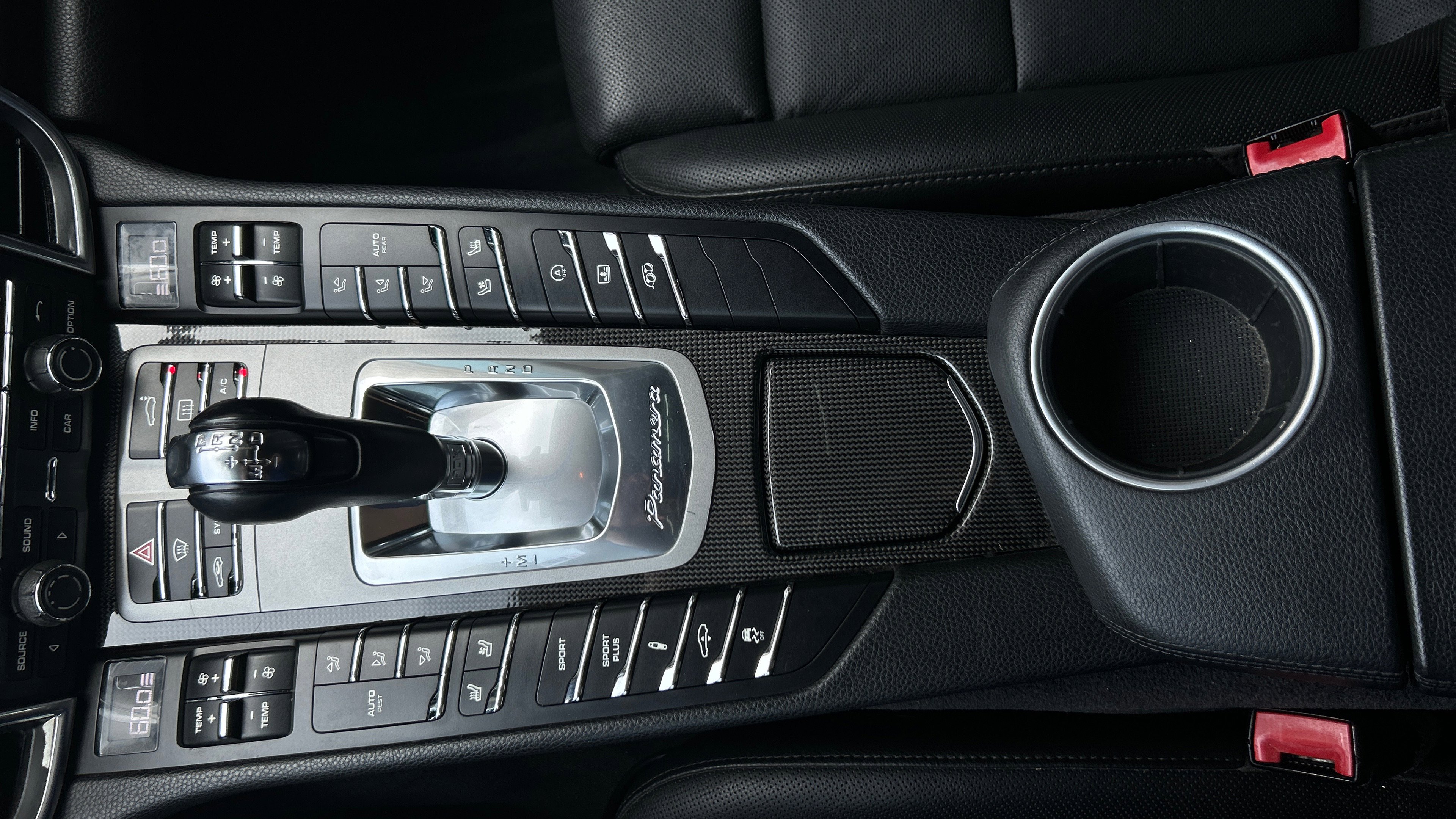 Used 2015 Porsche Panamera 4S image 75