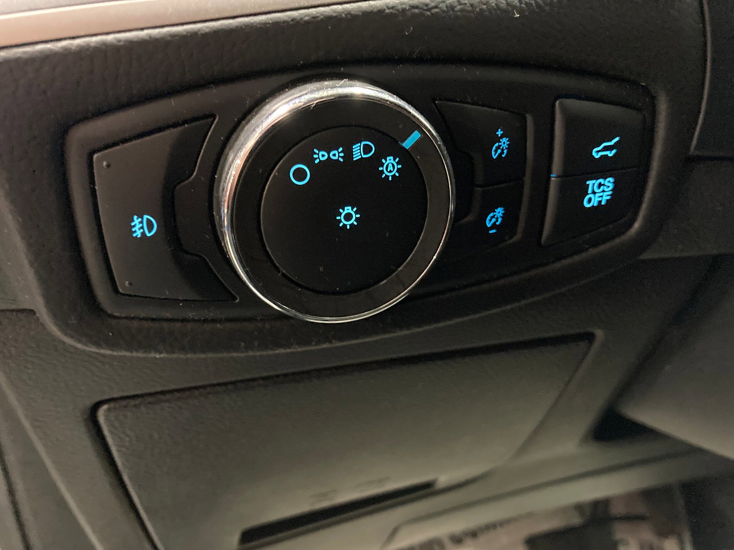 Used 2022 Ford Edge SEL w/ Convenience Package AWD/4WD image 19