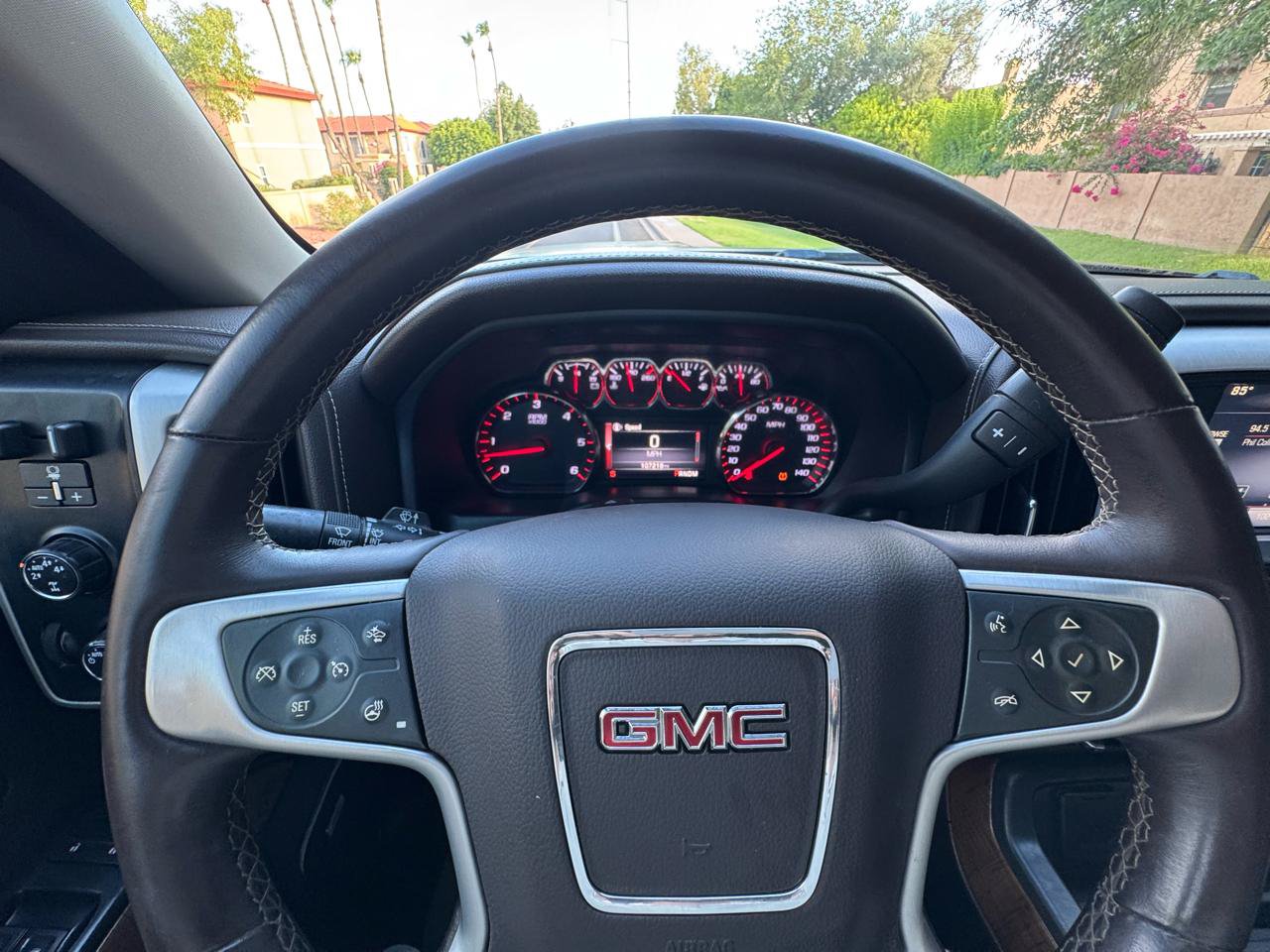 Used 2015 GMC Sierra 1500 SLT w/ SLT Crew Cab Value Package AWD/4WD image 35