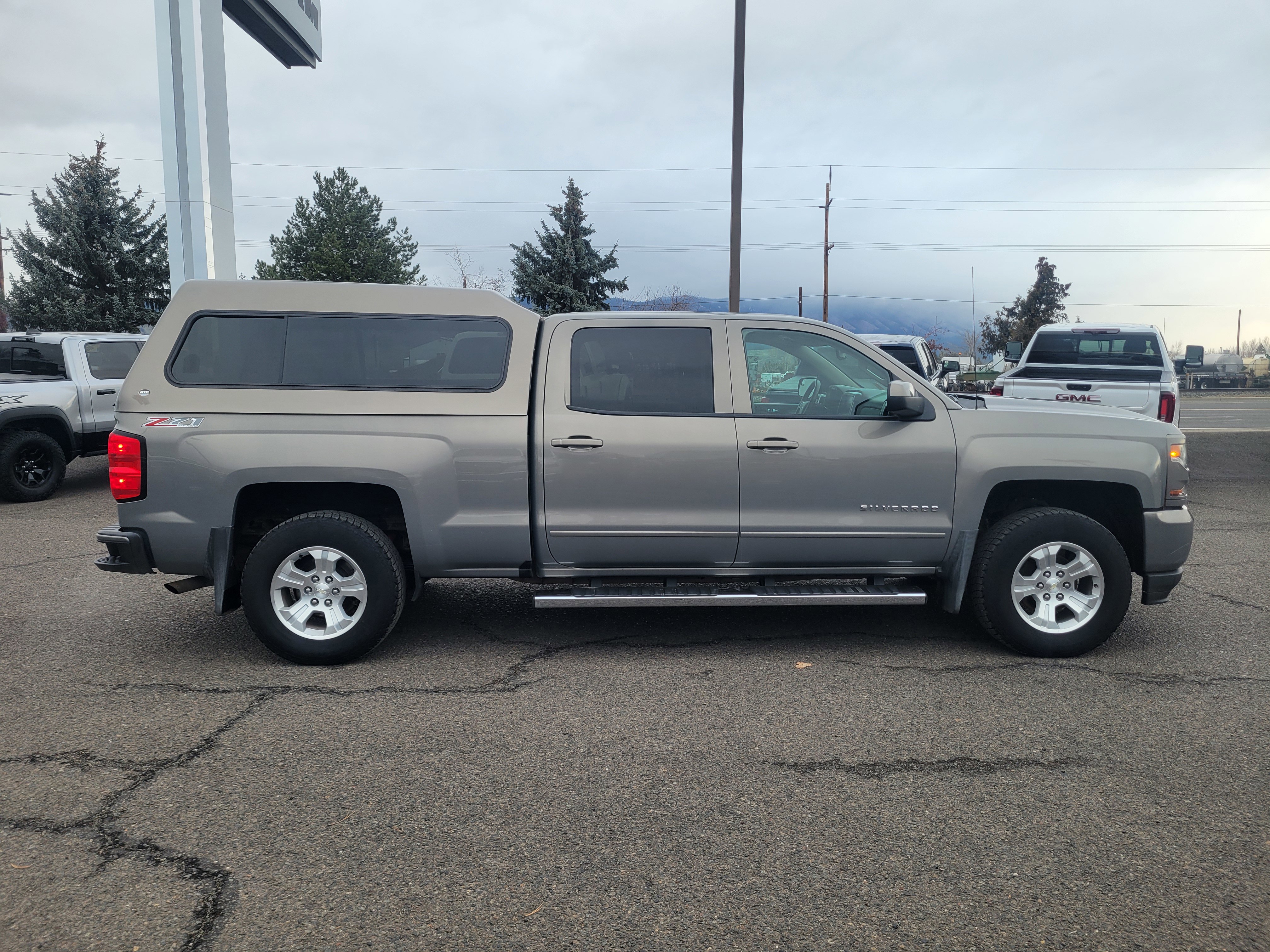 Used 2017 Chevrolet Silverado 1500 LT w/ All Star Edition image 2