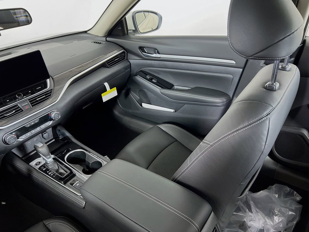 New 2025 Nissan Altima 2.5 SL image 21