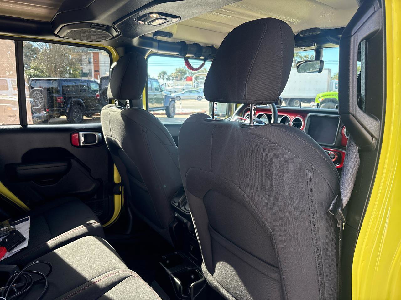 Used 2023 Jeep Gladiator Rubicon image 11