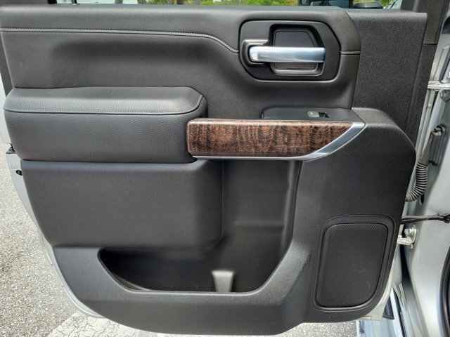 Used 2022 GMC Sierra 3500 Denali w/ Denali Ultimate Package image 13