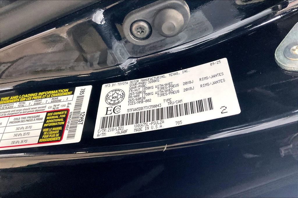 Used 2026 Toyota Tundra Limited AWD/4WD image 35
