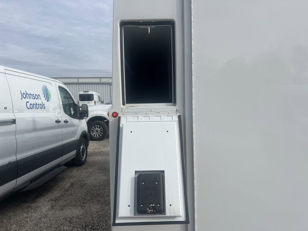 Used 2024 Ford Transit 350 w/ Interior Upgrade Package image 42