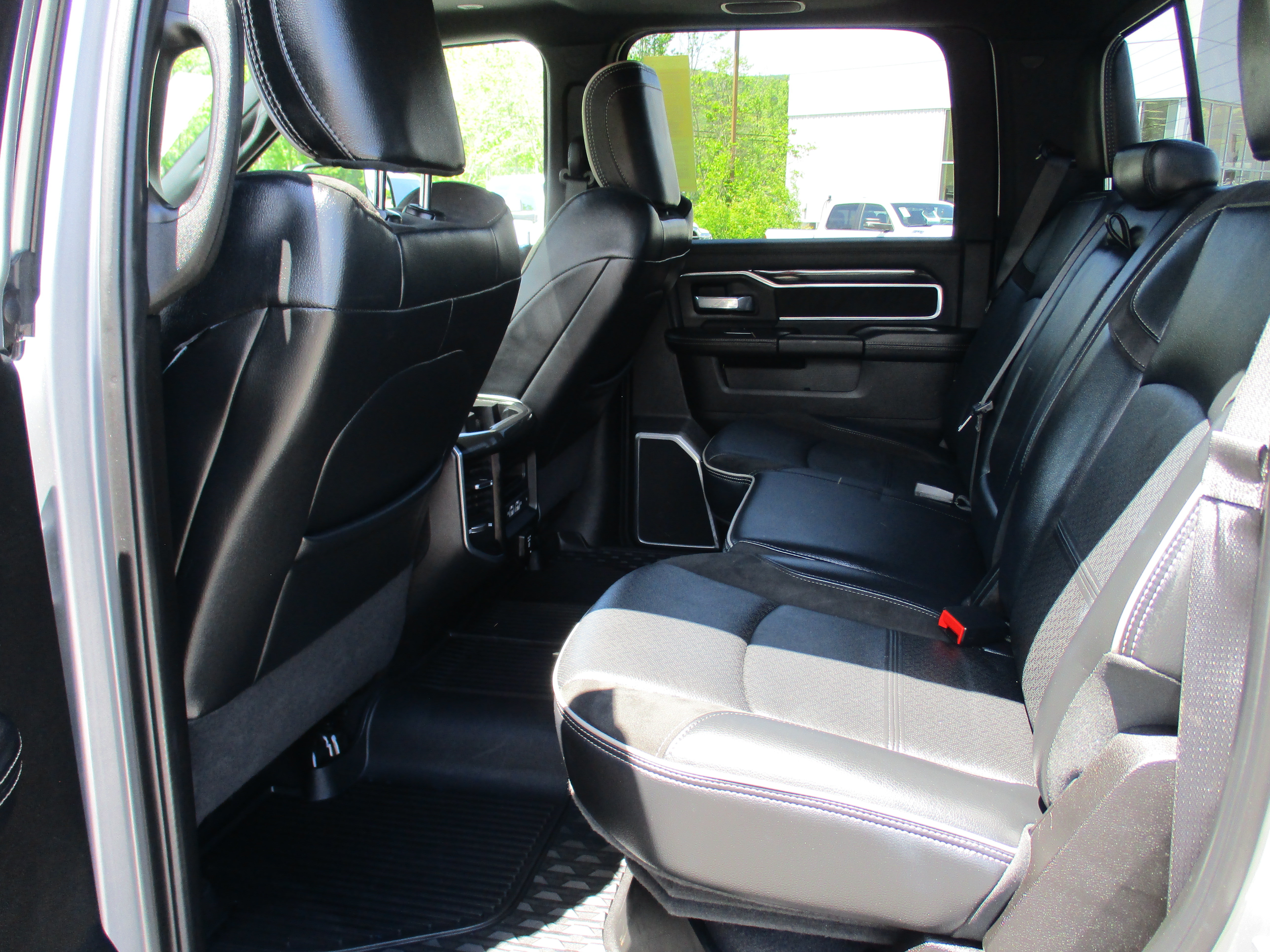 Certified 2021 RAM 2500 Laramie AWD/4WD image 13