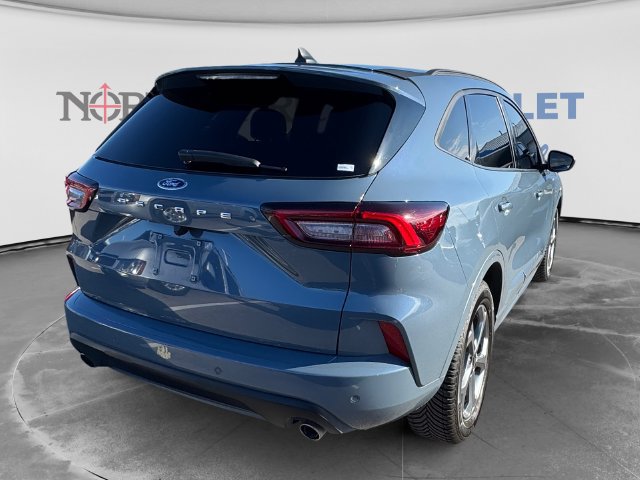 Used 2024 Ford Escape ST-Line w/ Tech Pack #1 FWD image 3