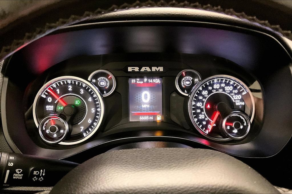 Used 2019 RAM 1500 Big Horn AWD/4WD image 14