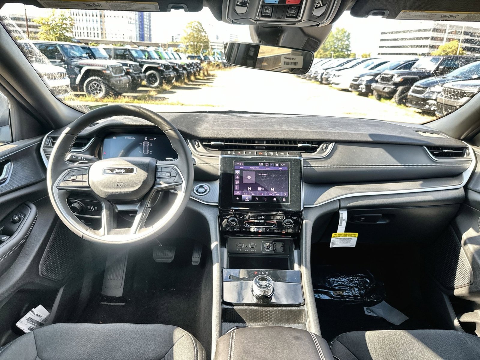 New 2025 Jeep Grand Cherokee Laredo X image 22