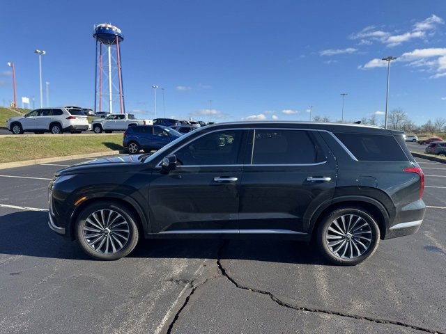 Used 2023 Hyundai Palisade Calligraphy image 6