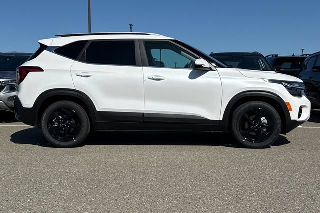 New 2026 Kia Seltos EX w/ EX Sunroof Package FWD image 3