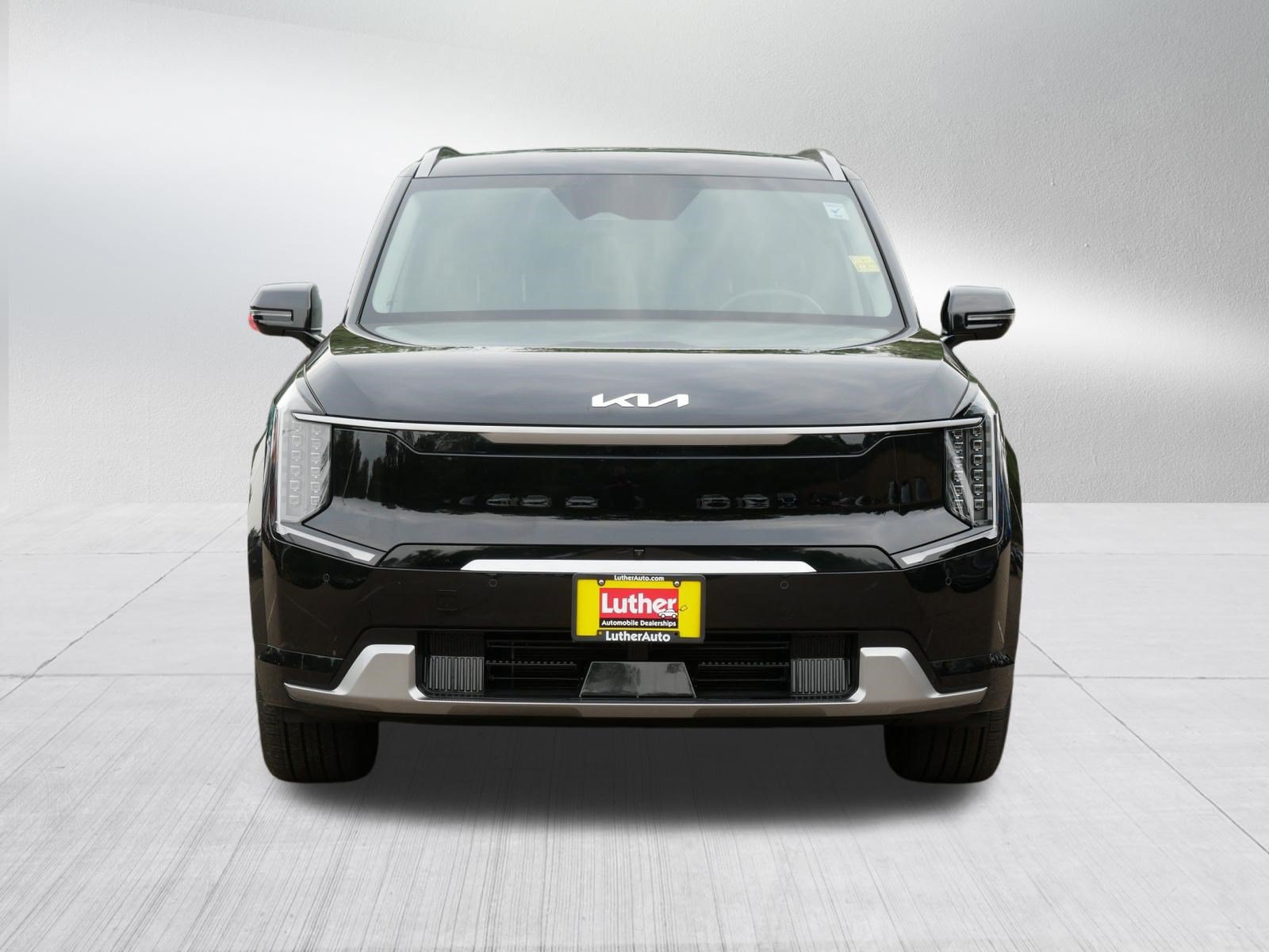 Certified 2024 Kia EV9 Land AWD/4WD image 2