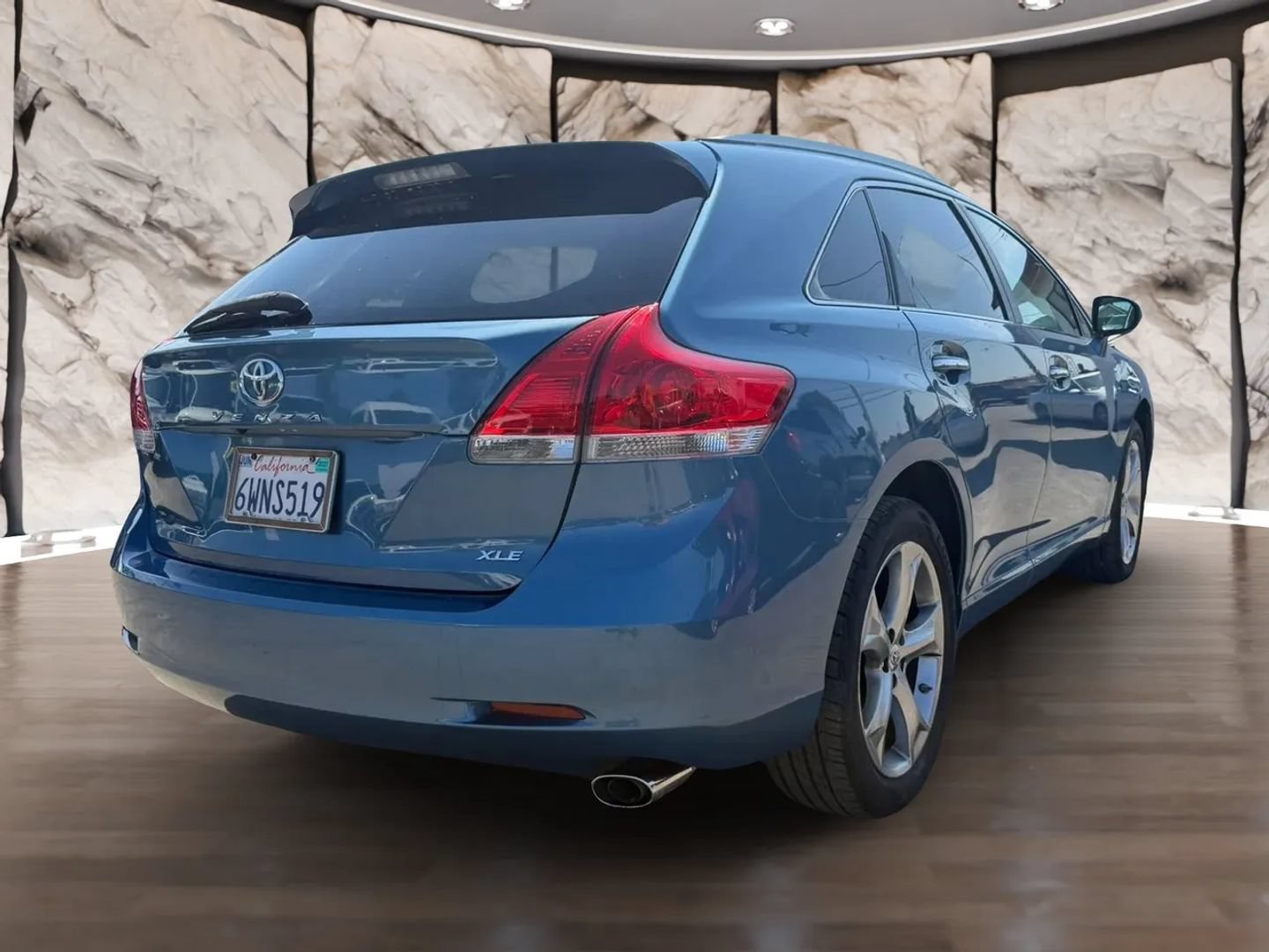 Used 2012 Toyota Venza XLE FWD image 6