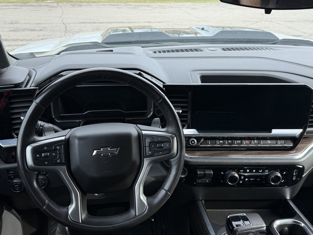 Used 2022 Chevrolet Silverado 1500 LT Trail Boss image 37