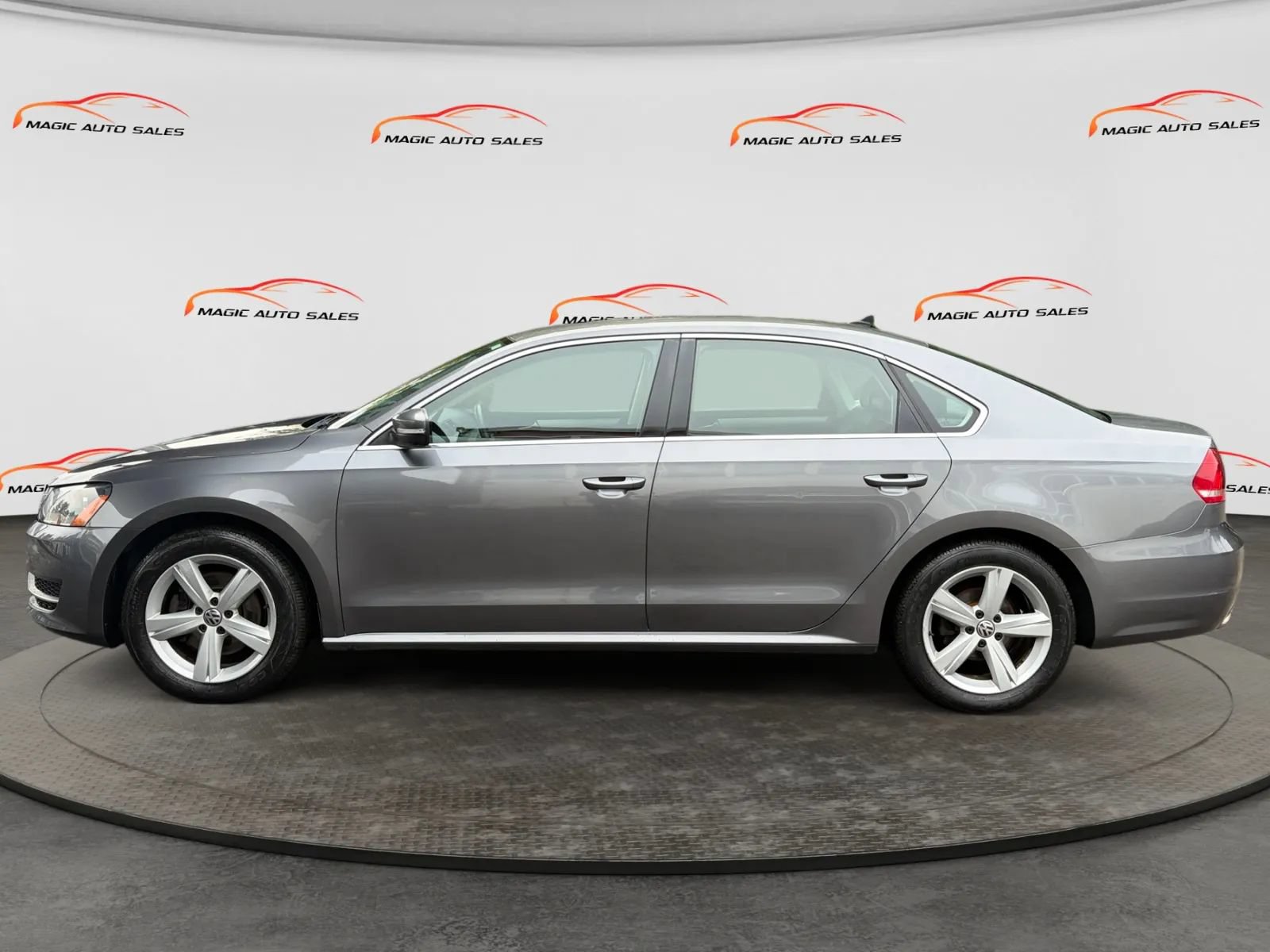 Used 2012 Volkswagen Passat 2.5 SE FWD image 7