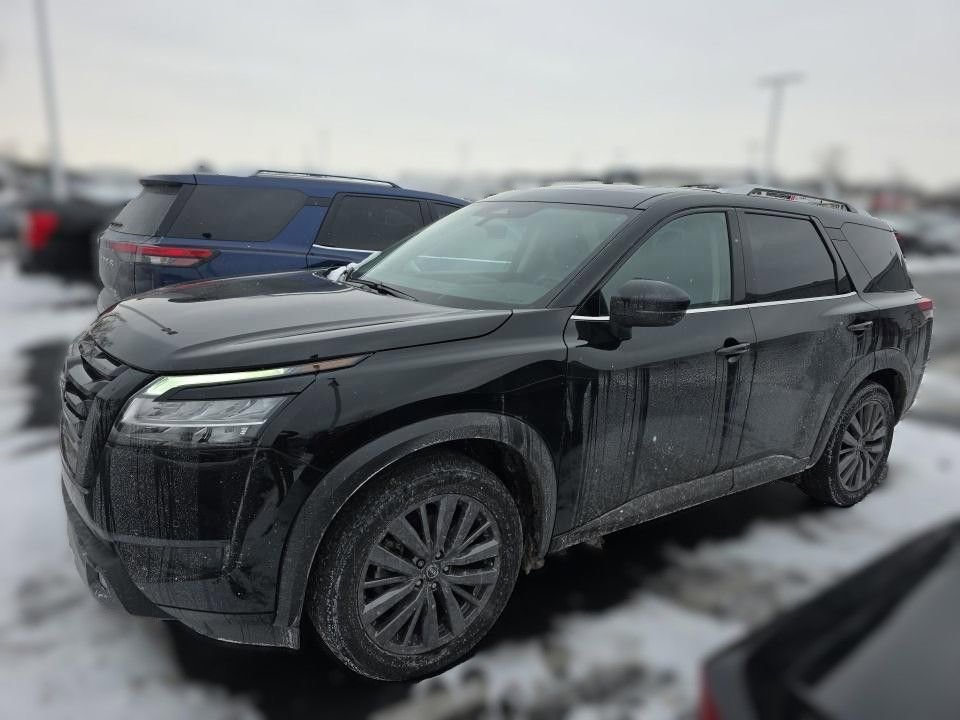 Certified 2023 Nissan Pathfinder SL w/ SL Premium Package image 3