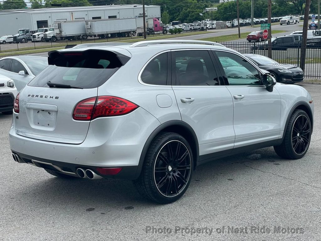 Used 2011 Porsche Cayenne AWD/4WD image 6