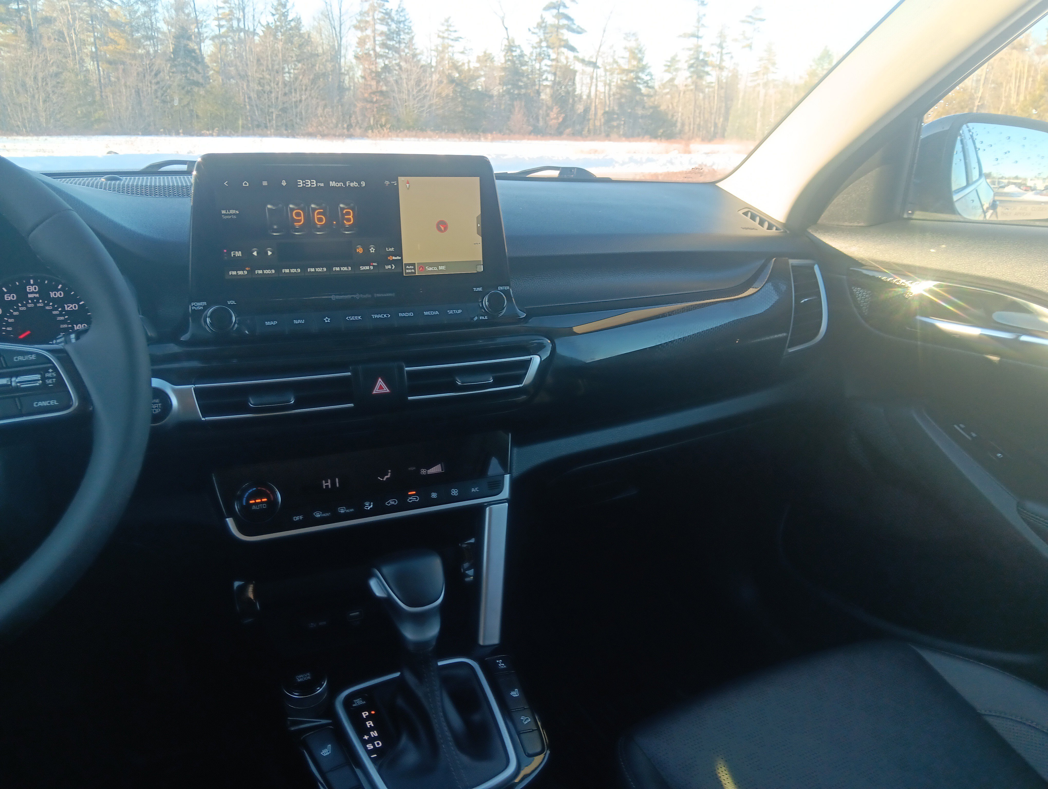 Used 2023 Kia Seltos EX image 19