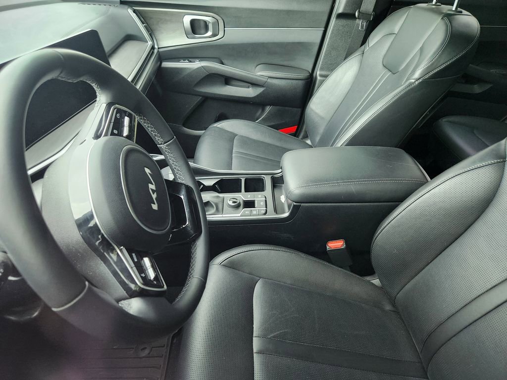 Certified 2025 Kia Sorento X-Line EX AWD/4WD image 16