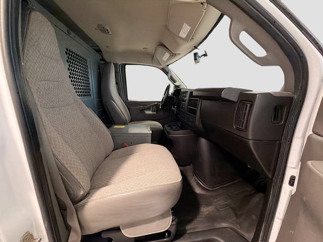 Used 2022 GMC Savana 2500 w/ Driver Convenience Package RWD image 19