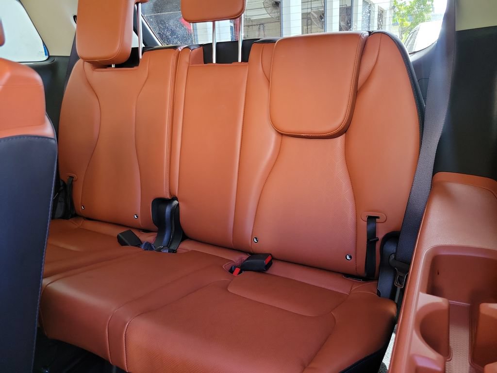 Certified 2023 Kia Carnival SX FWD image 11