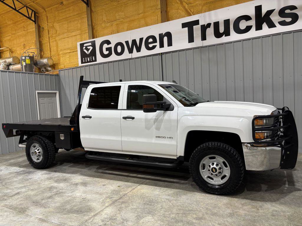 Used 2018 Chevrolet Silverado 2500 W/T w/ WT Convenience Package AWD/4WD image 3