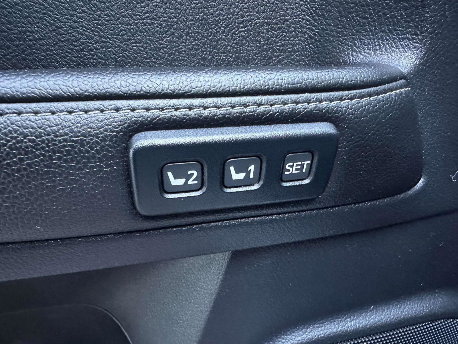 Used 2014 Toyota 4Runner Limited image 20