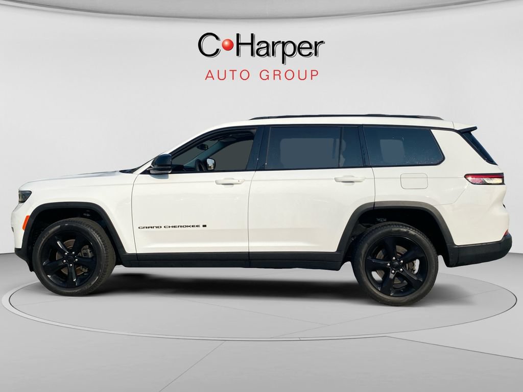 Used 2023 Jeep Grand Cherokee L Limited w/ Black Appearance Package AWD/4WD image 6