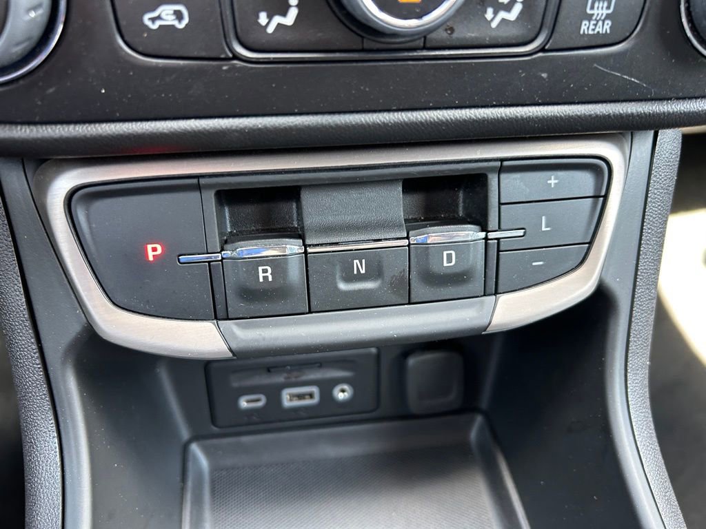 Certified 2024 GMC Terrain Denali image 31