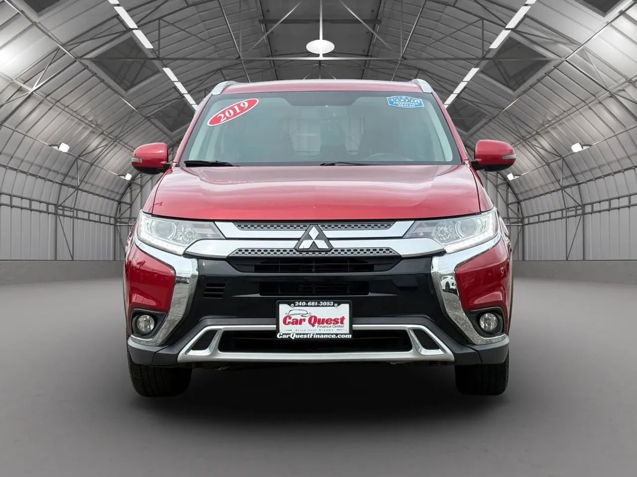 Used 2019 Mitsubishi Outlander SEL AWD/4WD image 2