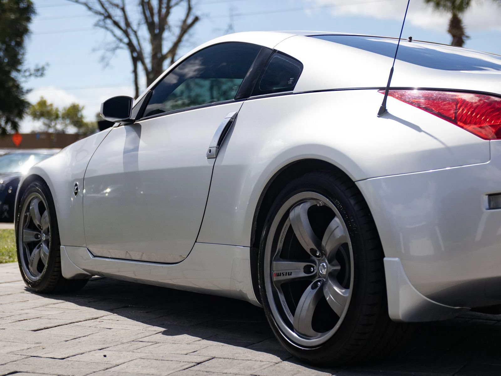 Used 2003 Nissan 350Z Touring RWD image 8
