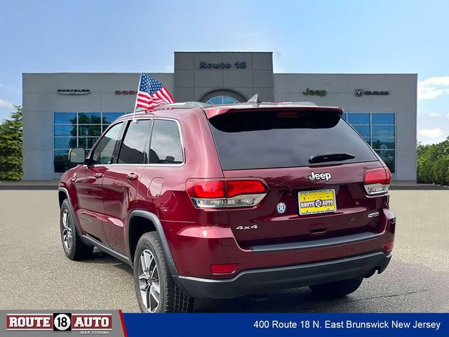 Used 2020 Jeep Grand Cherokee Laredo w/ Quick Order Package 2BN North AWD/4WD image 4