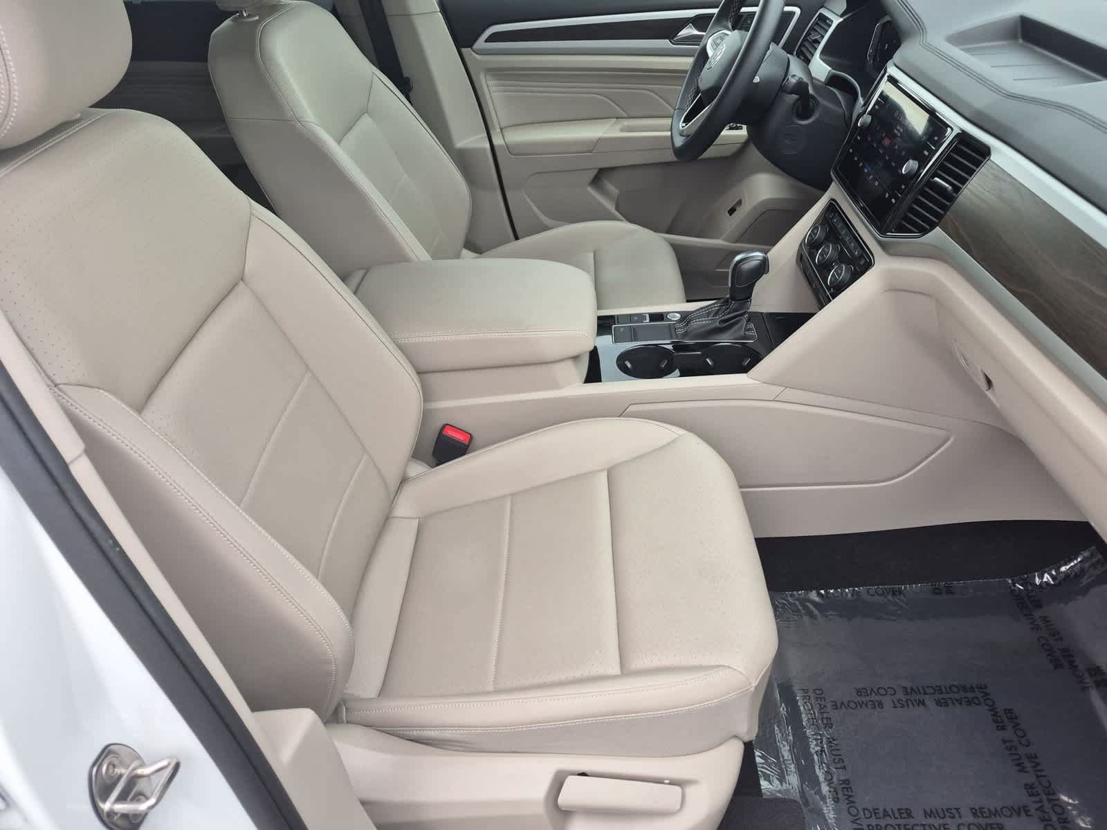 Used 2023 Volkswagen Atlas SE w/ Black Wheel Package FWD image 23