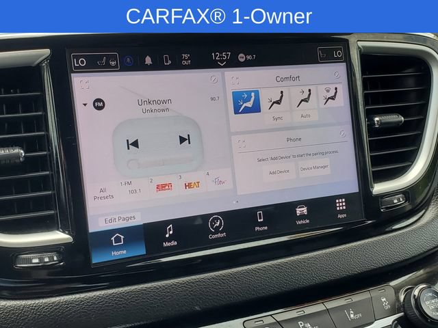 Used 2023 Chrysler Pacifica Touring-L FWD image 19