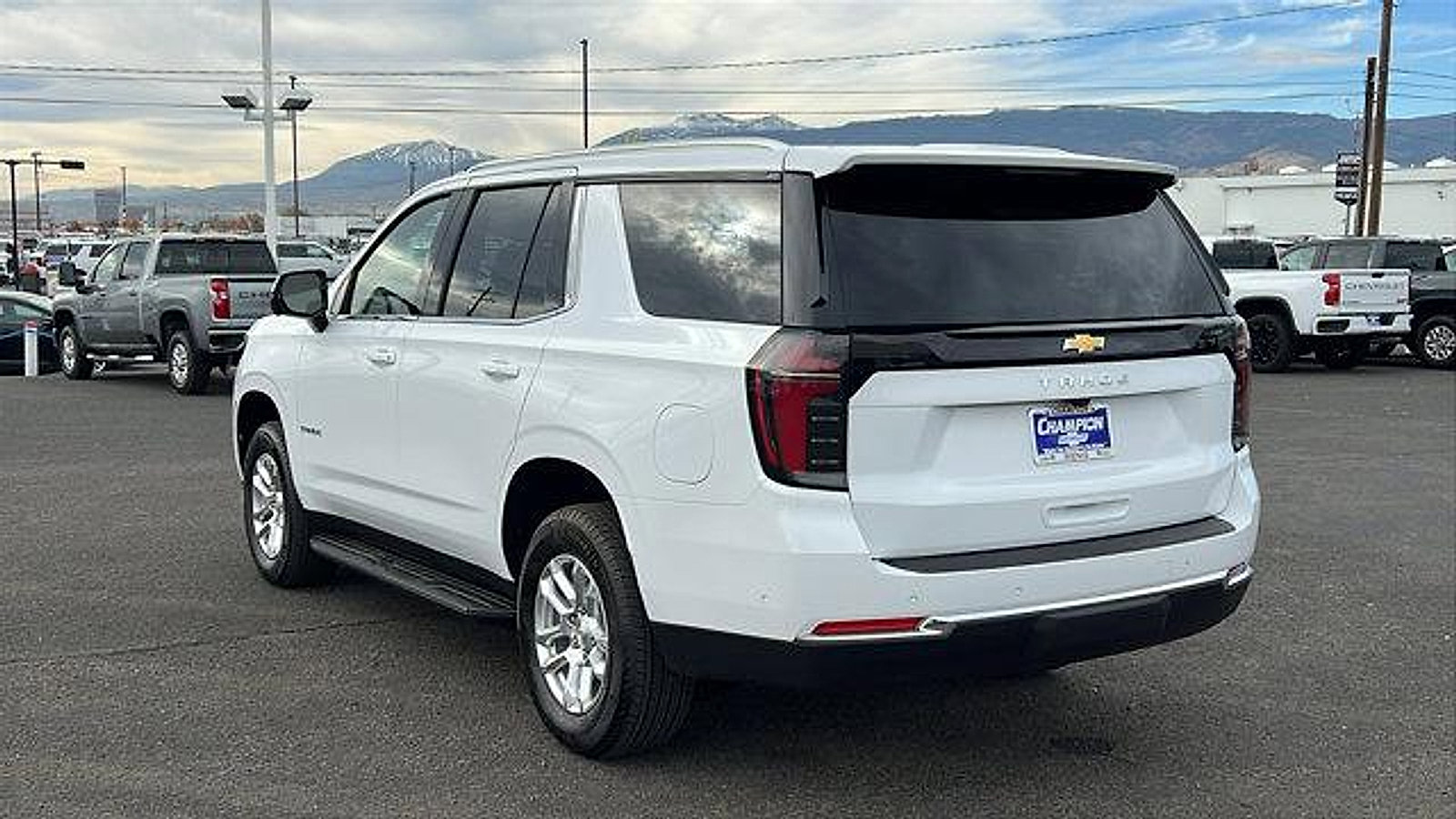 New 2026 Chevrolet Tahoe LS image 7