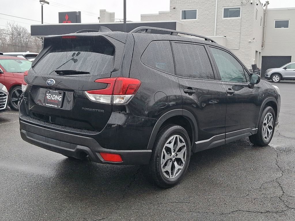 Used 2024 Subaru Forester Premium AWD/4WD image 5