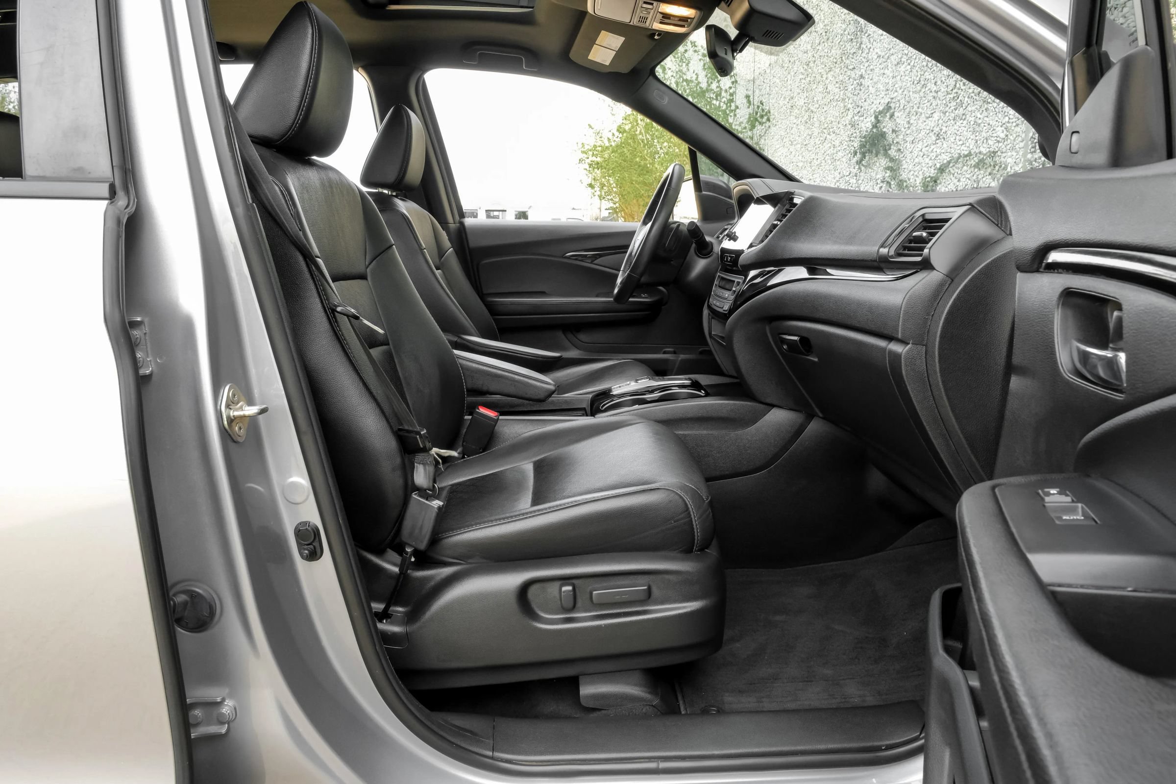 Used 2019 Honda Passport Touring image 37