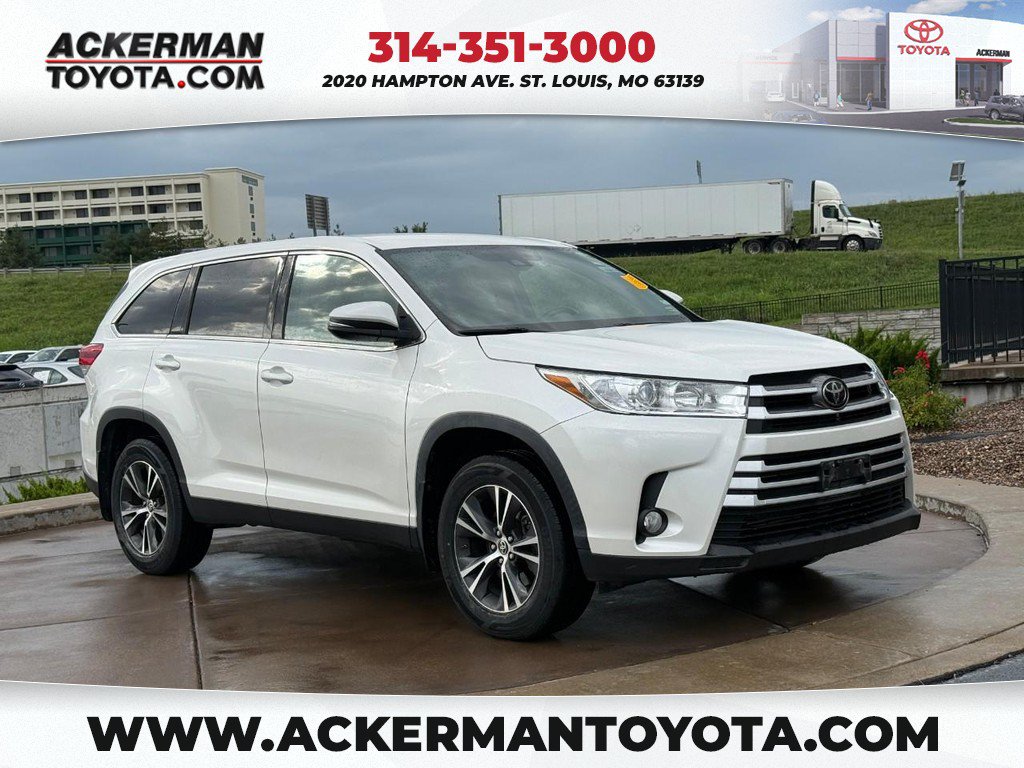 Certified 2019 Toyota Highlander Plus AWD/4WD image 1