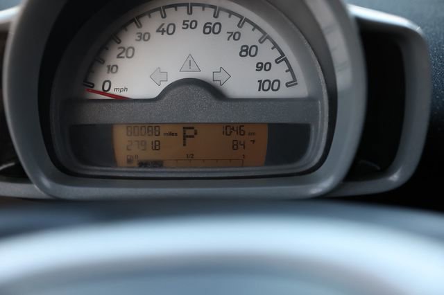 Used 2009 smart fortwo pure image 43