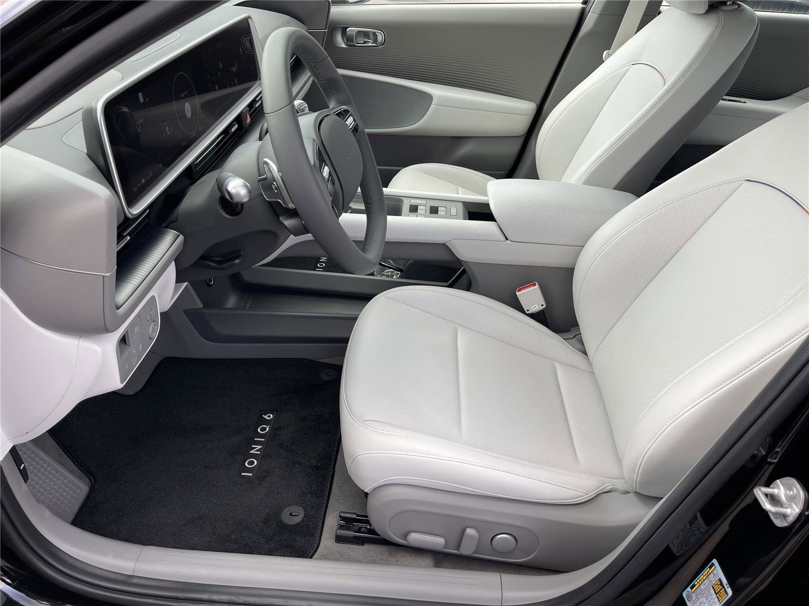 New 2025 Hyundai Ioniq 6 SEL image 6