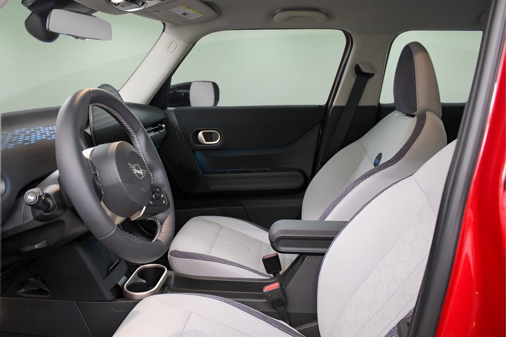 Used 2025 MINI Cooper S image 19