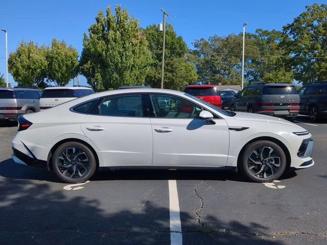 Certified 2025 Hyundai Sonata SEL image 3